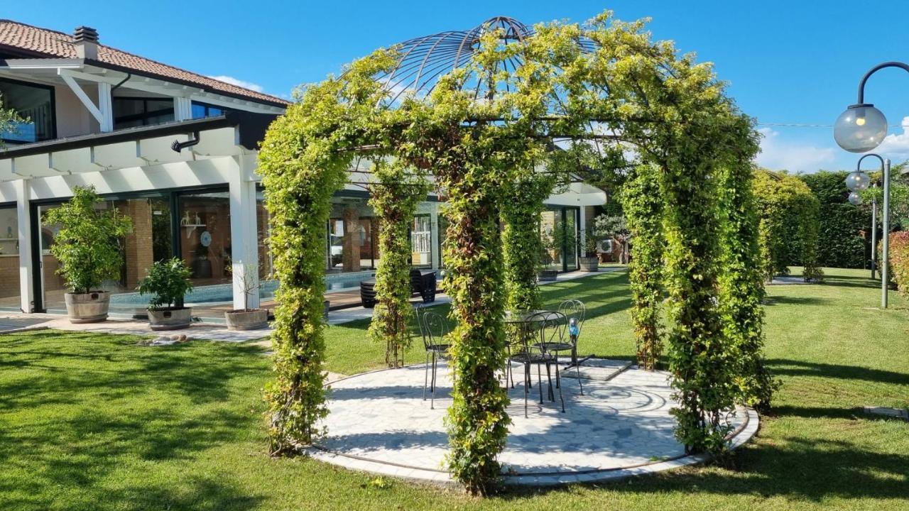 Fontana Oasis Apartments Castelnuovo del Garda Kültér fotó