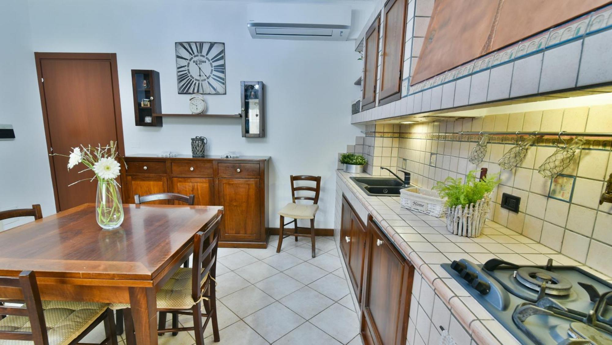 Fontana Oasis Apartments Castelnuovo del Garda Szoba fotó
